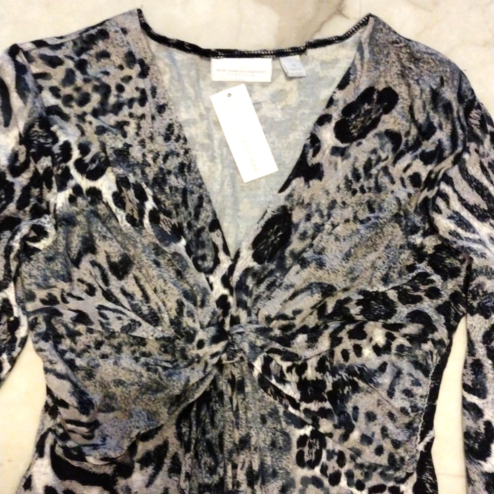 New York and company leaperd print half sleeve dre - Picture 2 of 10